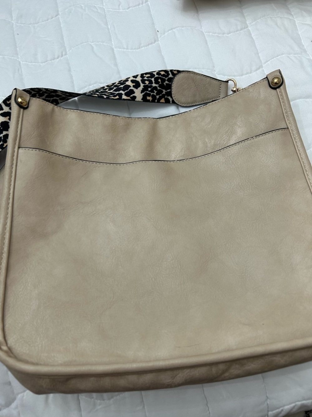 Leather Shoulder Bag in Beige with Leopard Strap